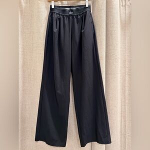 Alo Yoga Suit Up Trouser